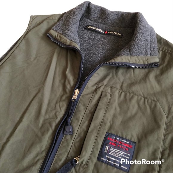 Abercrombie & Fitch Other - Abercrombie & Fitch Reversible Nylon Fleece Vest M